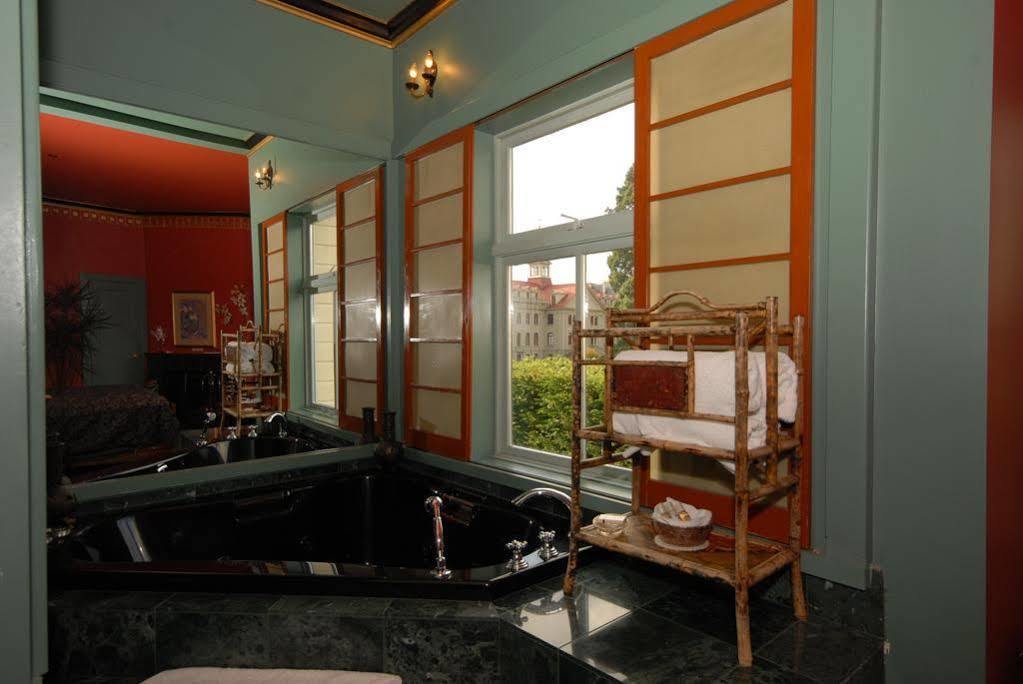 Humboldt House Bed & Breakfast Victoria Esterno foto